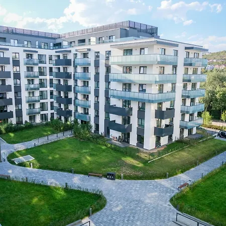 Апартаменты Modern 2-room Apartment, Free Underground Parking Клуж-Напока