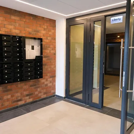 Modern 2-room Apartment, Free Underground Parking Apartment