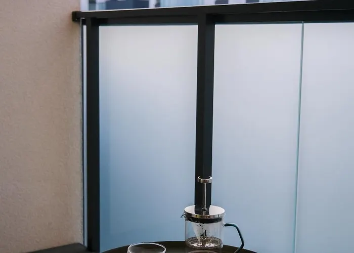 Modern 2-room Apartment, Free Underground Parking Apartment *