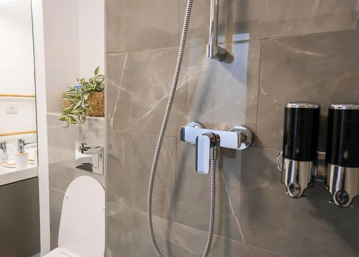 Modern 2-room Apartment, Free Underground Parking * Kluž