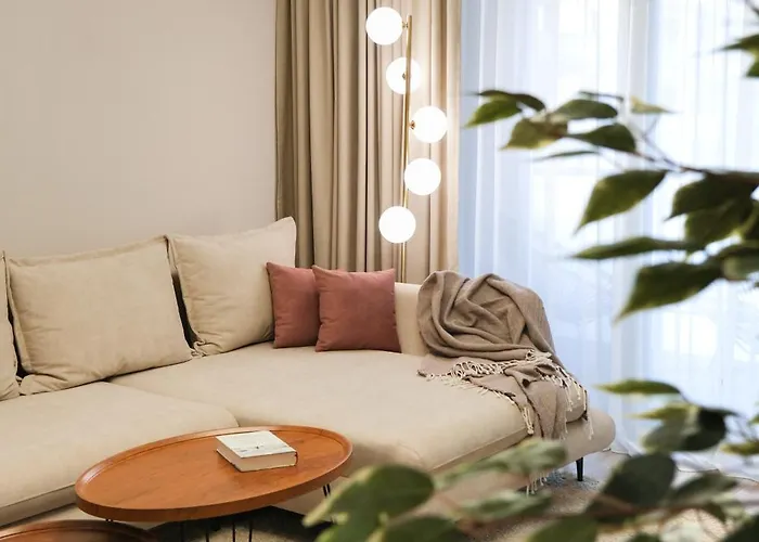 Modern 2-room Apartment, Free Underground Parking Apartment