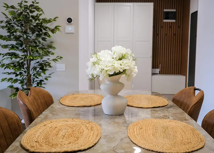 Modern 2-room Apartment, Free Underground Parking Cluj-Napoca